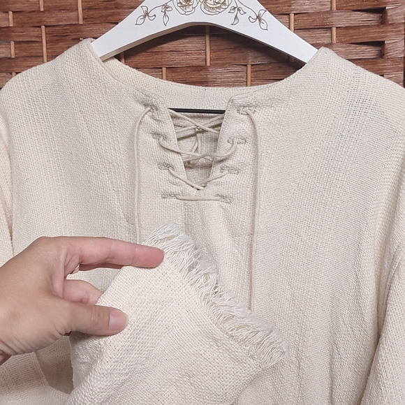 Vintage Ivory Lace up tunic - Picture 4 of 7